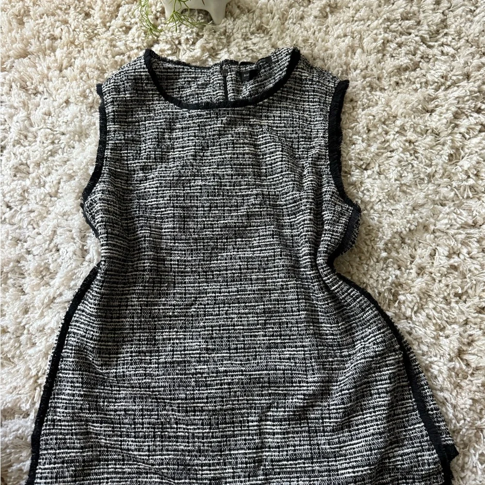 Banana Republic Chic Black and White Tweed Jacket - Picture 1 of 7